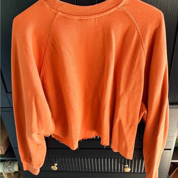 Levi's Rust Sweatshirt - Picture 4 of 4